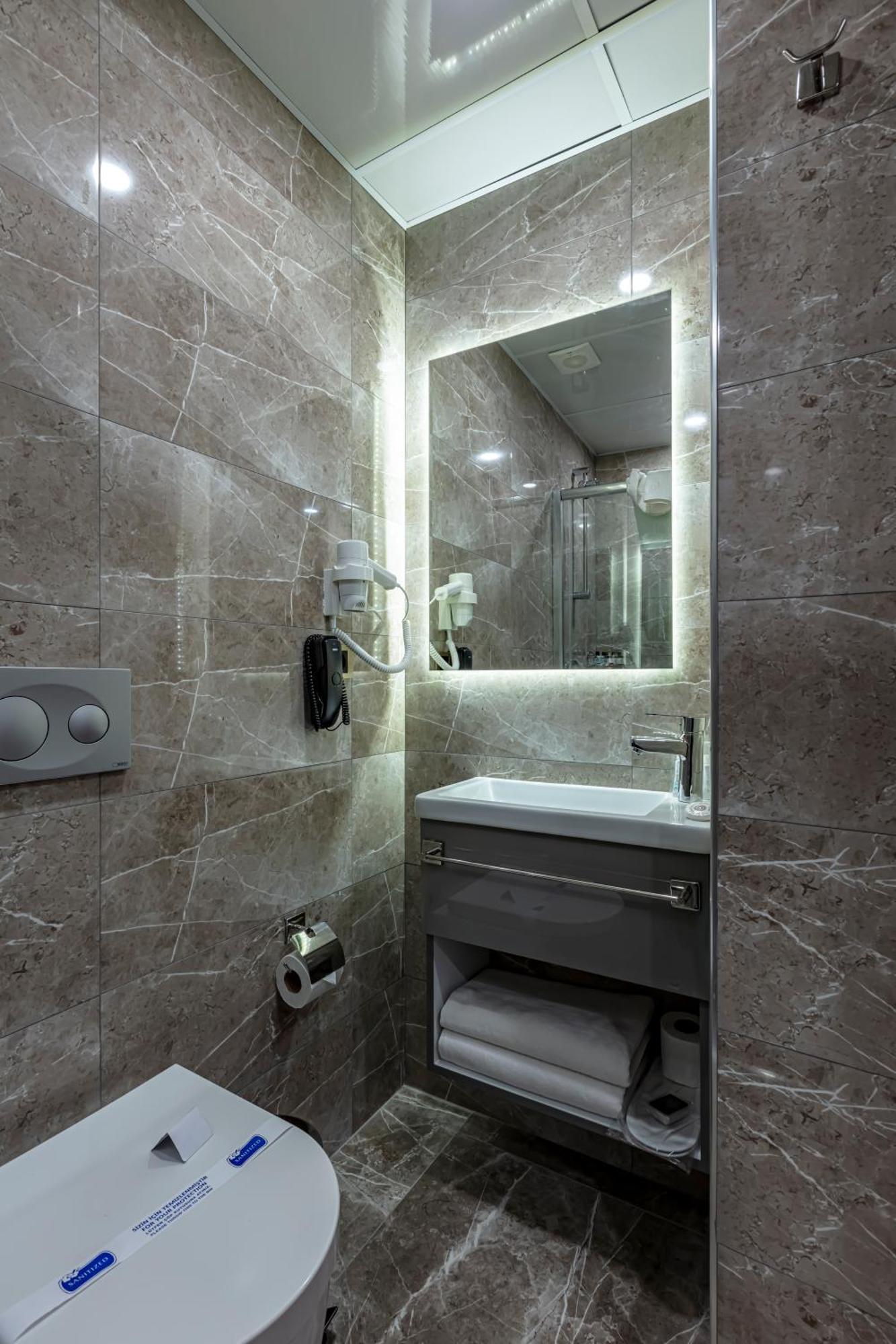 Grand Hamit By Karadayi Airport Hotel Arnavutkoy Bagian luar foto