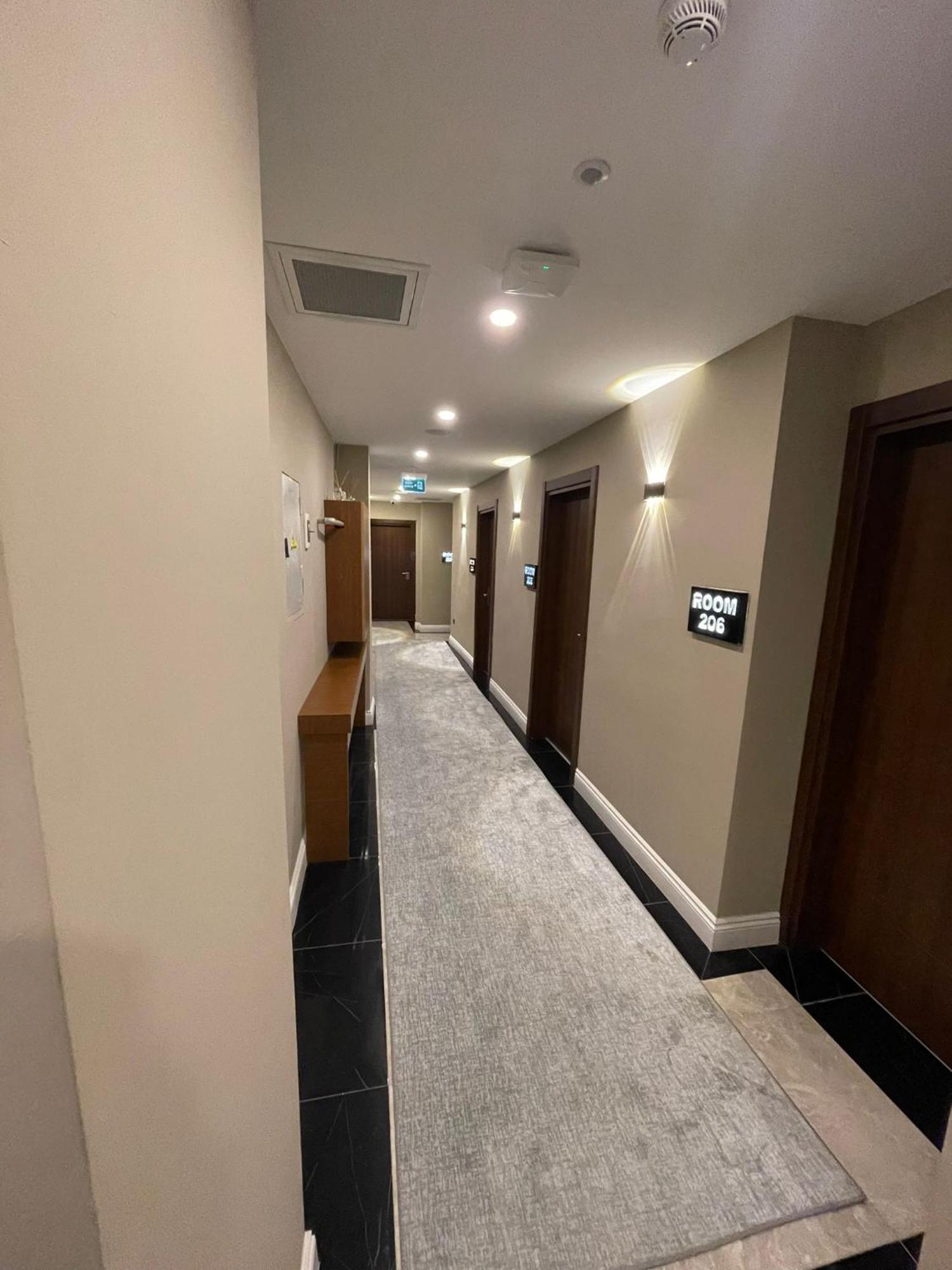 Grand Hamit By Karadayi Airport Hotel Arnavutkoy Bagian luar foto