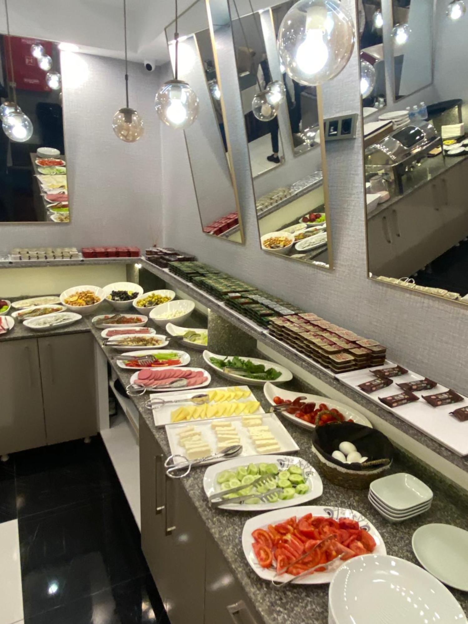 Grand Hamit By Karadayi Airport Hotel Arnavutkoy Bagian luar foto