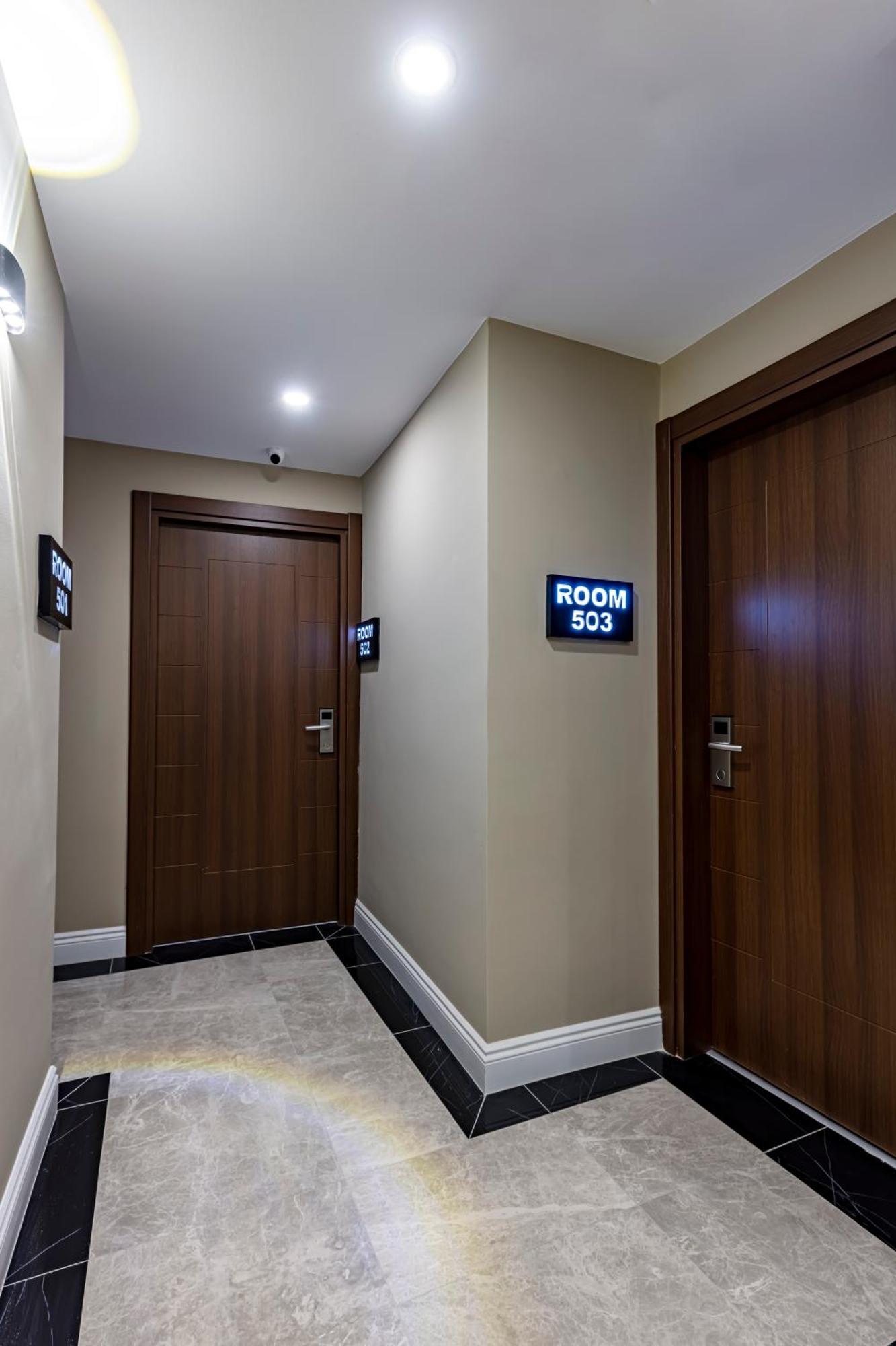 Grand Hamit By Karadayi Airport Hotel Arnavutkoy Bagian luar foto