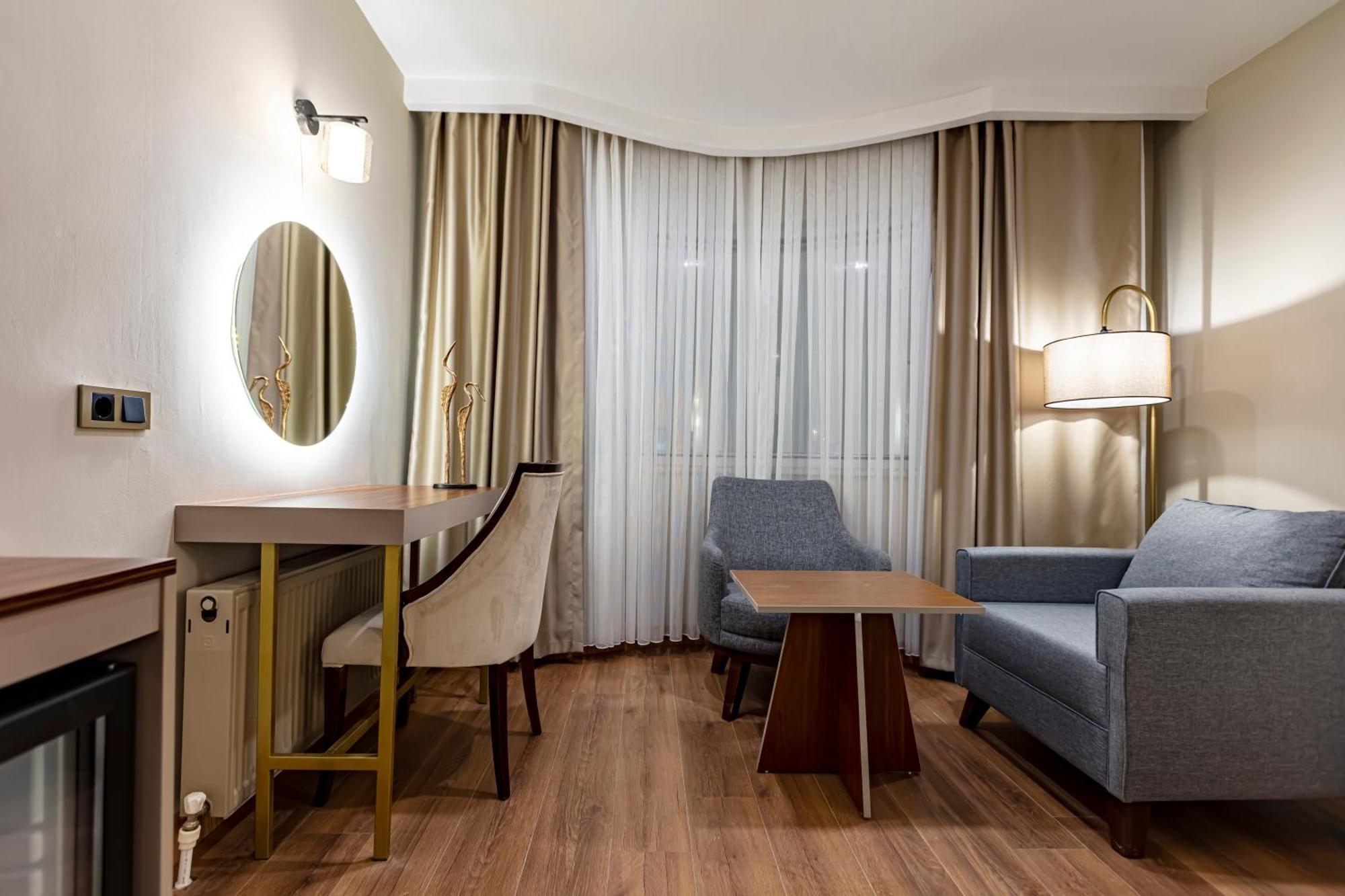 Grand Hamit By Karadayi Airport Hotel Arnavutkoy Bagian luar foto